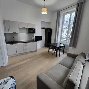 Grands Boulevards Apartment